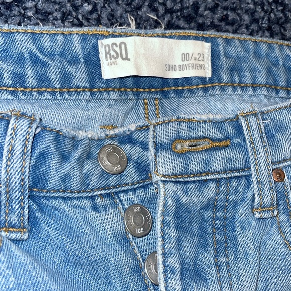 SOLD 💗RSQ Women’s Soho Boyfriend Jeans - Picture 3 of 3